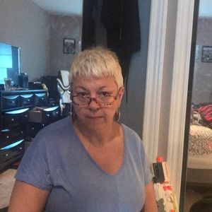 Meet your Posher, Julian